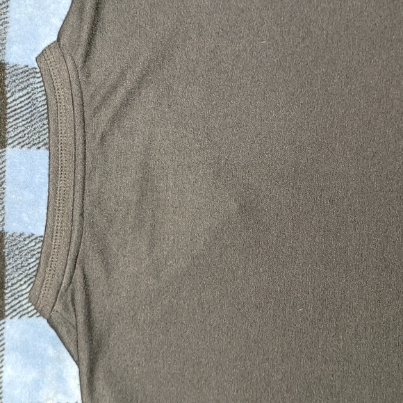 Vintage. Made in USA. Perry Ellis Portfolio.  Thick Modal/Polyester Tee Shirt. L - Picture 13 of 13